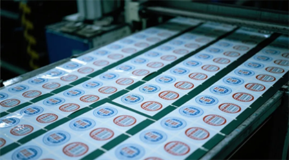 Tento laserový ovladač otevírá nové možnosti pro laserové vysekávání.